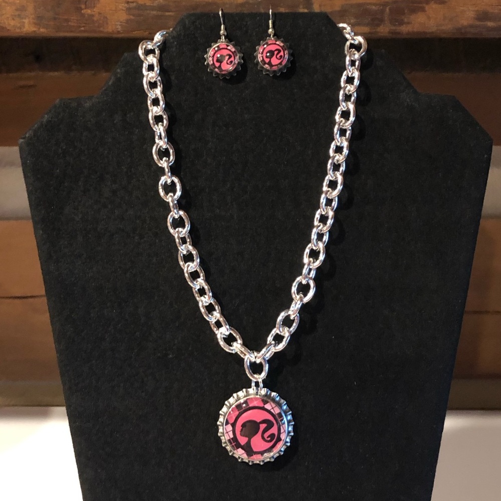 Barbie Silhouette Bottle Cap Necklace/Earr…